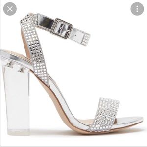 Steve Madden yaha heel. Womens size 9.5